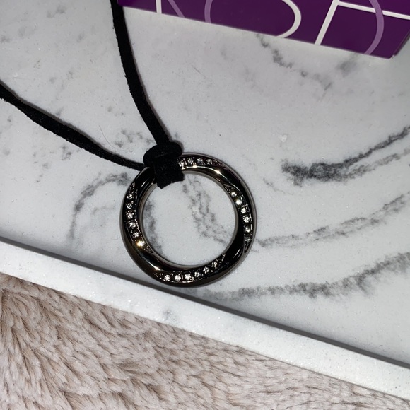 Lia Sophia Infinite Necklace - Picture 2 of 4
